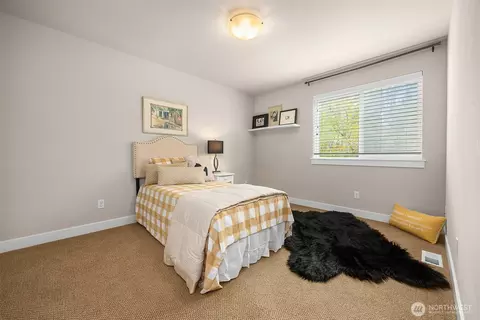 Bedroom - 18921 10th Dr SE, Bothell, WA 98012 photo 3 of 4