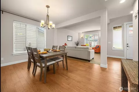 Dining - 18921 10th Dr SE, Bothell, WA 98012 photo 2 of 4