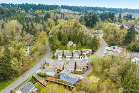 View/Area - 18921 10th Dr SE, Bothell, WA 98012 photo 2 of 3