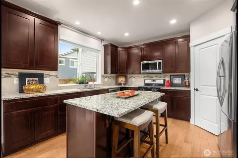 Kitchen - 18921 10th Dr SE, Bothell, WA 98012 photo 3 of 3