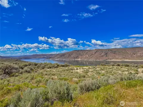 46230 Arrowleaf Canyon Dr N, Grand Coulee, WA 99133