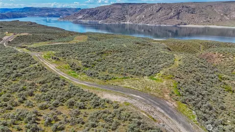 46040 Arrowleaf Canyon Dr N, Grand Coulee, WA 99133