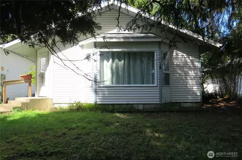267 Duck Lake Dr NE, Ocean Shores, WA 98569