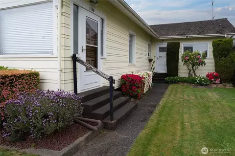 1106 W Wishkah St, Aberdeen, WA 98520