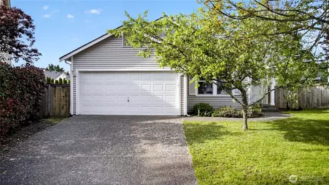 12205 135th St E, Puyallup, WA 98374