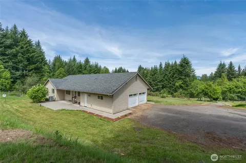 521 Bodine Rd, Kelso, WA 98626