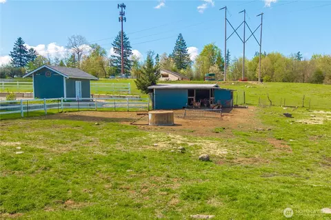 Exterior - 39805 212th Ave SE, Enumclaw, WA 98022 photo 5 of 11