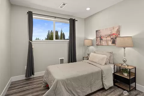 Bedroom - 39805 212th Ave SE, Enumclaw, WA 98022 photo 1 of 5