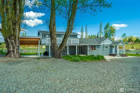 Exterior - 39805 212th Ave SE, Enumclaw, WA 98022 photo 9 of 11