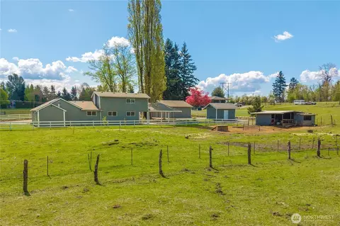 Exterior - 39805 212th Ave SE, Enumclaw, WA 98022 photo 6 of 11