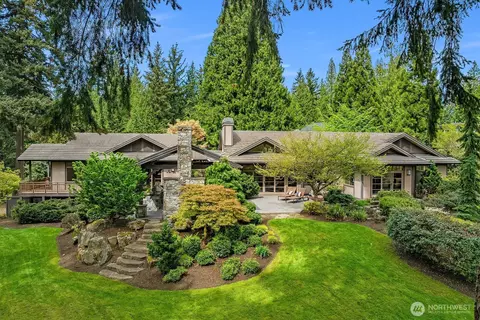 20113 SE 30th St, Sammamish, WA 98075