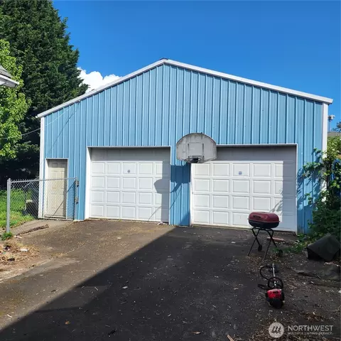 Other - 818 8th Ave, Longview, WA 98632 photo 2 of 13