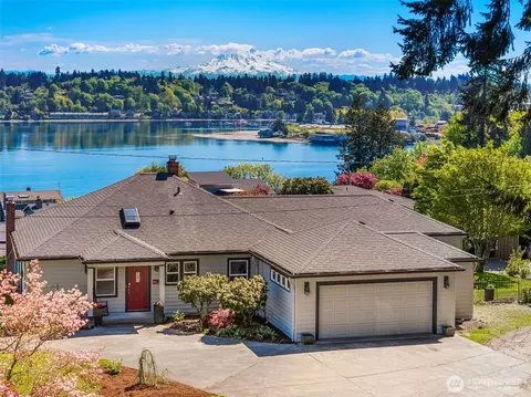 1315 Raft Ave NW, Olympia, WA 98502