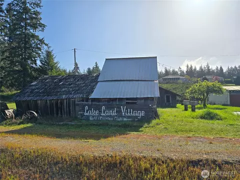 111 E Donbob Ln, Allyn, WA 98524 photo 6