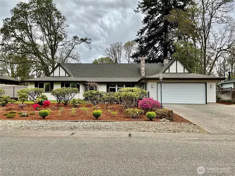 7711 Sapphire Dr SW, Lakewood, WA 98498