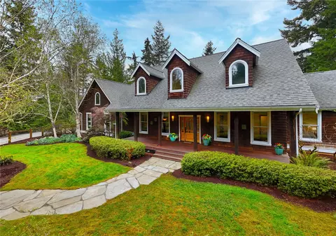 3589 Davie Ln, Langley, WA 98260
