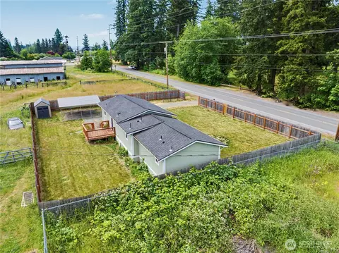 View/Area - 43622 228th Ave SE, Enumclaw, WA 98022 photo 1 of 2