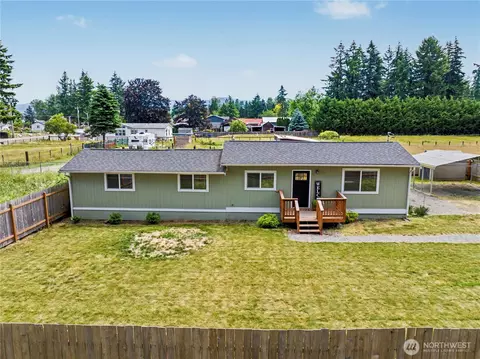 Exterior - 43622 228th Ave SE, Enumclaw, WA 98022 photo 5 of 7