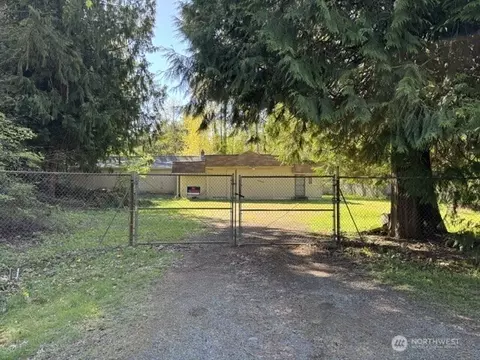 13908 50th Ave E, Tacoma, WA 98446