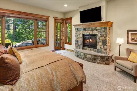 Bedroom - 2090 Ruby King Loop, Cle Elum, WA 98922 photo 2 of 7