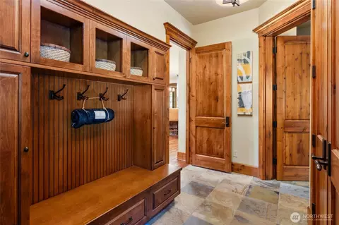 Entry Way - 2090 Ruby King Loop, Cle Elum, WA 98922 photo 1 of 1