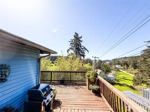 Exterior - 4622 Deer Harbor Rd, Eastsound, WA 98245 photo 5 of 5