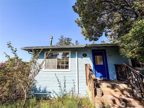 Exterior - 4622 Deer Harbor Rd, Eastsound, WA 98245 photo 2 of 5