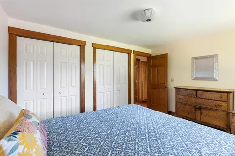 Bedroom - 124 Gunnell Rd, Winlock, WA 98596 photo 3 of 4