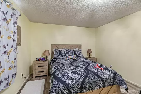 Bedroom - 1 Teal St, Longview, WA 98632 photo 1 of 3