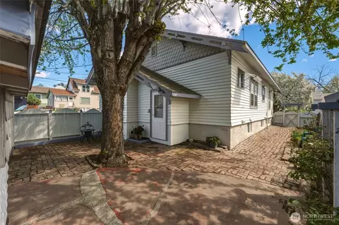 123 NW 8th St, Pendleton, OR 97801 photo 4