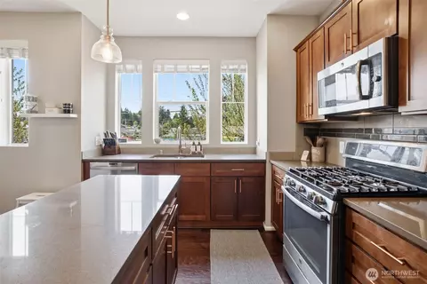 Kitchen - 11204 19th Dr SE, Everett, WA 98208 photo 2 of 7
