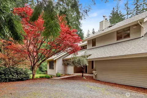 1872 Governor Rd, Bellingham, WA 98229