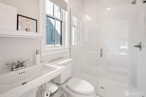 Bath - 421 E Compass St, Pacific Beach, WA 98571 photo 1 of 4