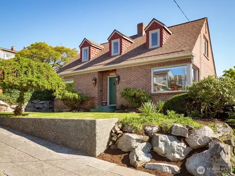 3411 NW 67th St, Seattle, WA 98117