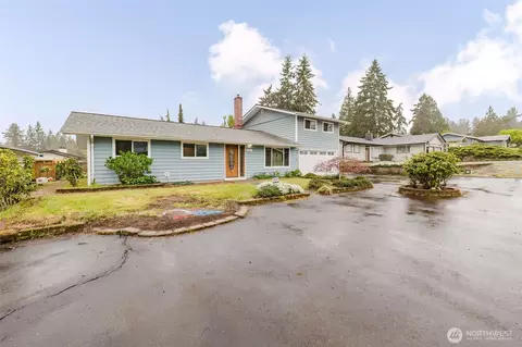 3875 NE Pinecone Dr, Bremerton, WA 98310
