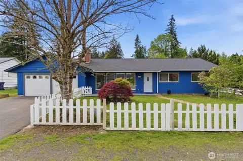 607 S 14th St, Shelton, WA 98584