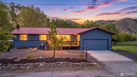 5958 Pioneer Dr, Cashmere, WA 98815