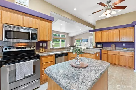 6896 Goodwin Rd, Everson, WA 98247 photo 14