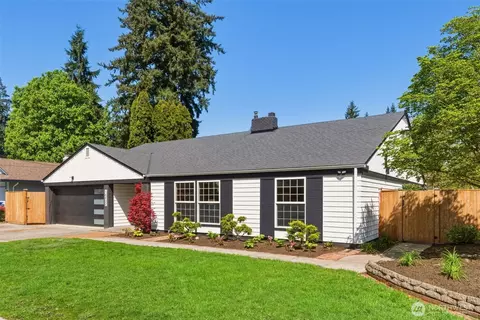 16432 NE 18th St, Bellevue, WA 98008