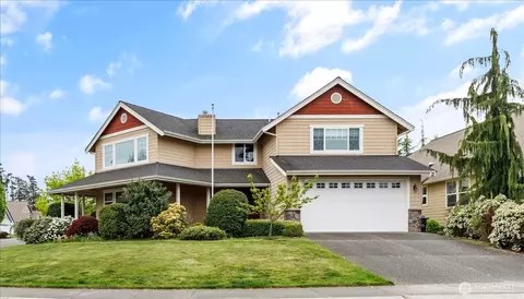 2777 SW Fairway Point Dr, Oak Harbor, WA 98277