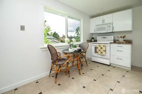 Kitchen - 3111 Silver Crest Dr, Mill Creek, WA 98012 photo 2 of 6
