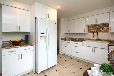 Kitchen - 3111 Silver Crest Dr, Mill Creek, WA 98012 photo 3 of 6