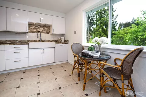 Kitchen - 3111 Silver Crest Dr, Mill Creek, WA 98012 photo 5 of 6