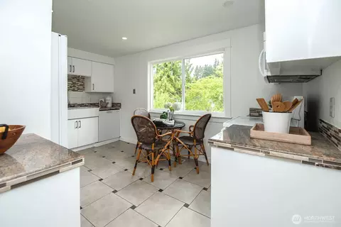 Kitchen - 3111 Silver Crest Dr, Mill Creek, WA 98012 photo 6 of 6