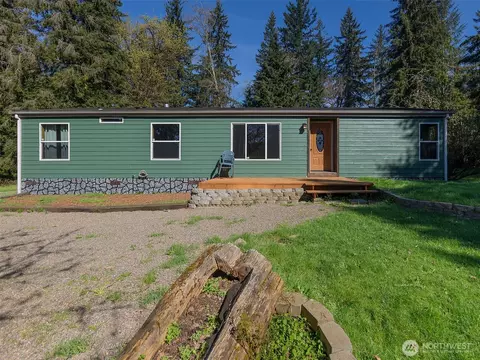 108 Longhorn Rd, Amboy, WA 98601