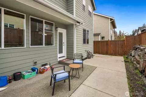 Exterior - 3931 177th St SE, Bothell, WA 98012 photo 5 of 8