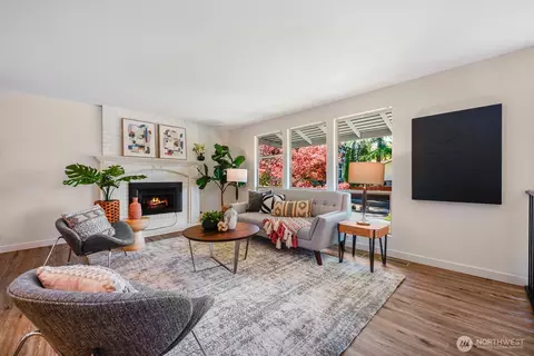 Living - 8910 NE 195th St NE, Bothell, WA 98011 photo 2 of 6