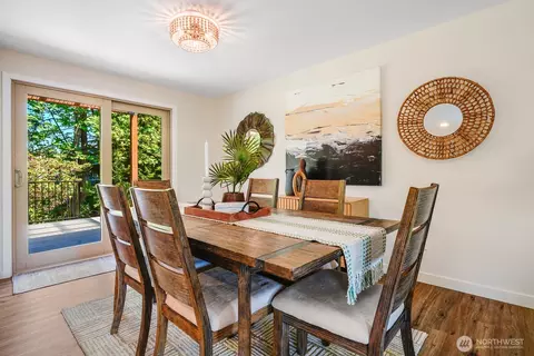 Dining - 8910 NE 195th St NE, Bothell, WA 98011 photo 1 of 2