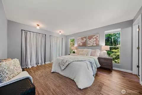 Bedroom - 8910 NE 195th St NE, Bothell, WA 98011 photo 2 of 6