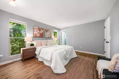 Bedroom - 8910 NE 195th St NE, Bothell, WA 98011 photo 3 of 6